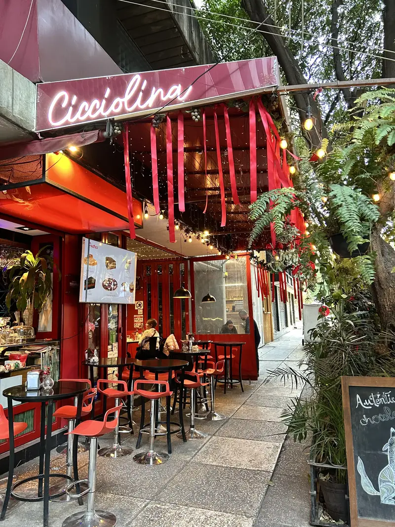 Image hover effect image