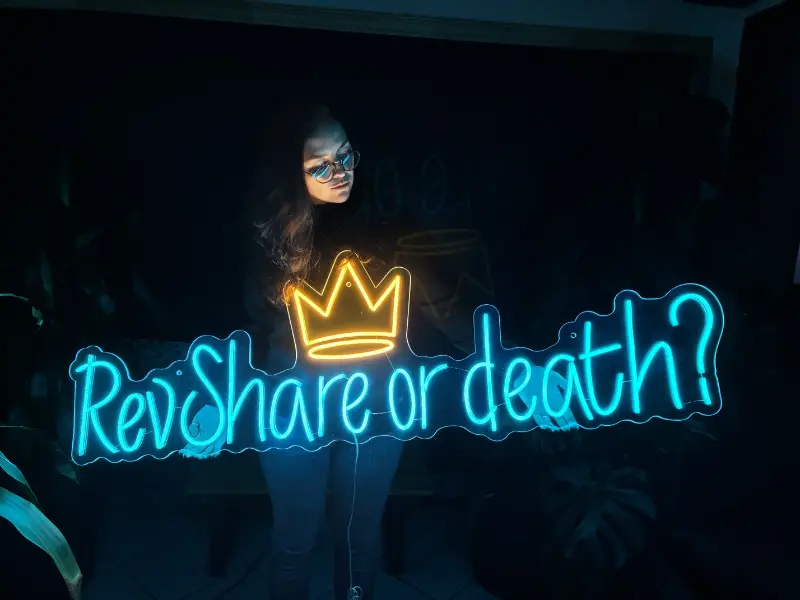 Image hover effect image