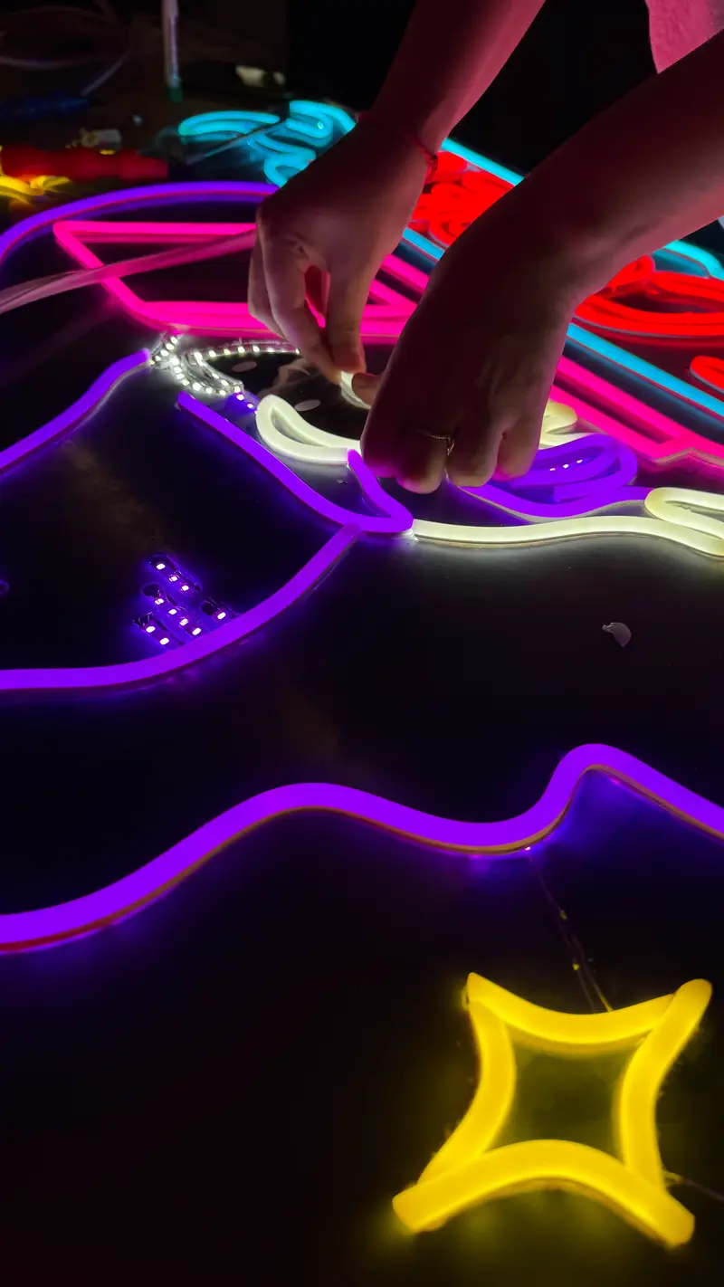 Image hover effect image